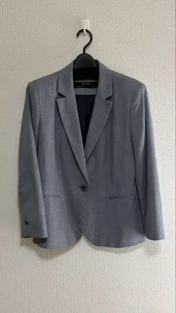 ZARA 그레이 헤링본 자켓