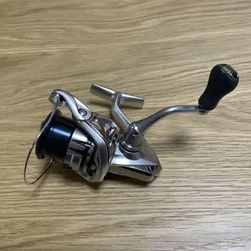 시마노 19 스트라딕 2500S SHIMANO STRADIC