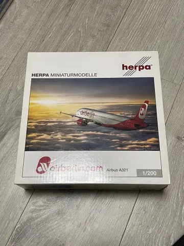 Herpa Airbus A321 1/200