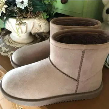 menue 레인 어그 부츠 시착만 한 상품