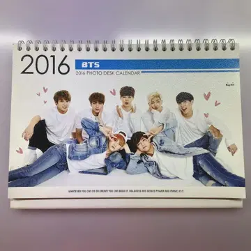 BTS 2016 2017 PHOTO DESK CALENDAR