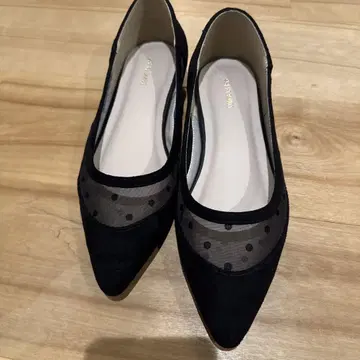 플랫슈즈 블랙 23.5cm