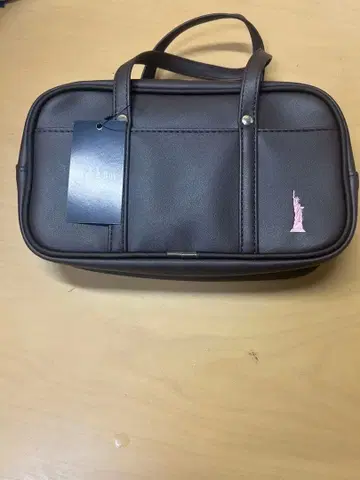 이스트 보이 파우치