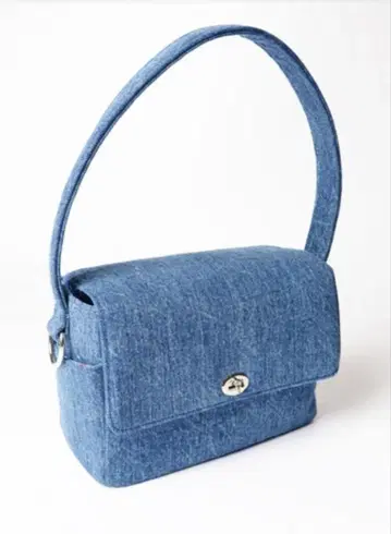 HOLIDAY DENIM FLAP BAG 데님 플랩 백