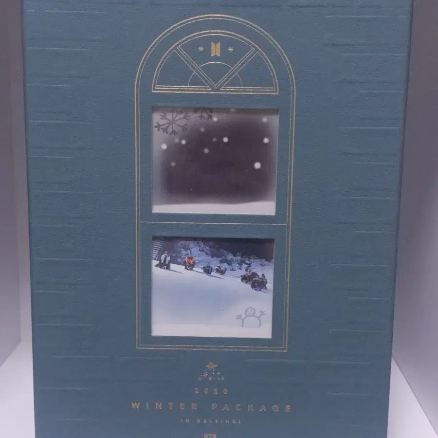 (Mini Photobook Jimin) Bangtan 2020 Winter Package (Includes Extras)