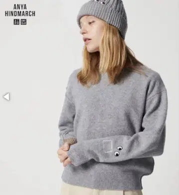 UNIQLO x ANYA HINDMARCH 프리미엄 라무 크루넥 스웨터