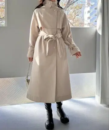 새상품 OLIVE des OLIVE 멀티 컬러 요크 롱 코트 아이보리