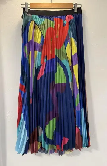 sacai 사카이 kaws 플리츠 스커트