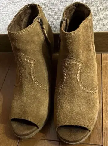 MINNETONKA 숏부츠 부티 오픈토