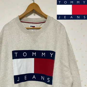 TOMMY JEANS 화이트 그레이 크루넥 맨투맨