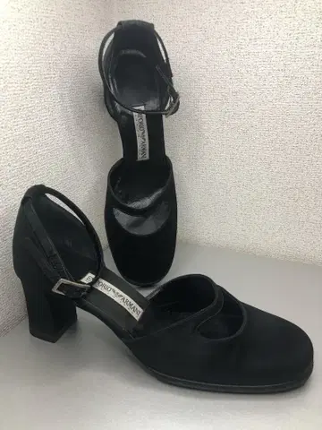 새상품급 EMPORIO ARMANI 빈티지 멜리 제인 샌들 블랙