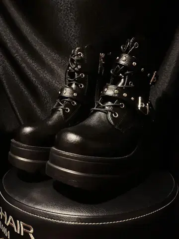 새상품급 블랙 엔지니어 부츠 통굽