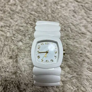 타임윌텔 화이트 S 사이즈
