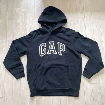 GAP 후드 맨투맨 블랙 후디 M 사이즈 화이트 테두리 로고