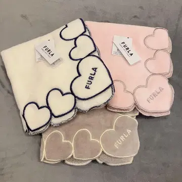 FURLA 하트 자수 화이트 손수건 3개 세트