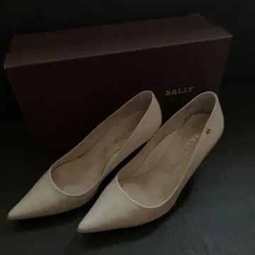 BALLY 베이지 스틸레토 펌프스
