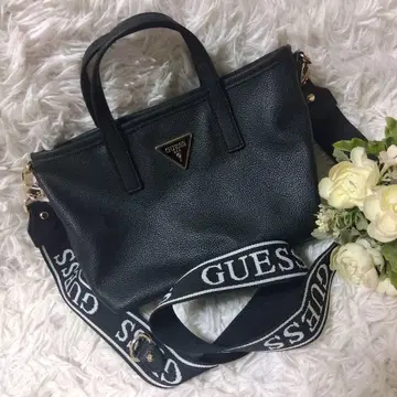 GUESS 게스 블랙 숄더백