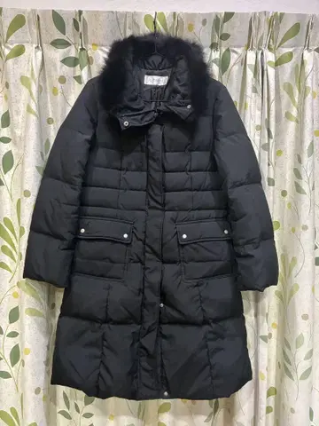 [정가 40000엔] 크리스찬 오자르 다운 코트