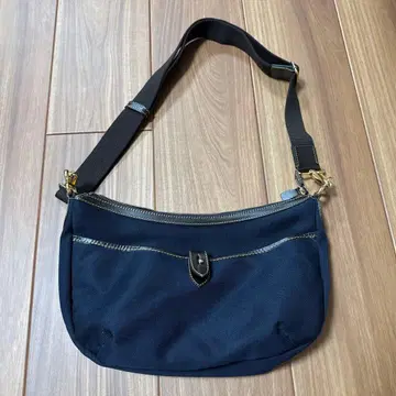 STEFANOMANO 네이비 숄더백