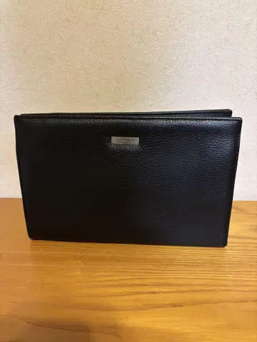 ErmenegildoZegna 블랙 가죽 클러치백