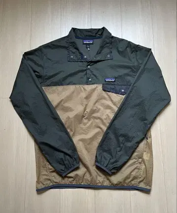 [ 새상품급 ] patagonia 파타고니아 후디니 스냅T 풀오버