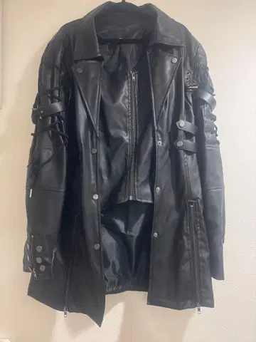 고딕 페이크 가죽 자켓