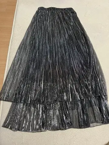 JEANASIS 플리츠 플레어 스커트