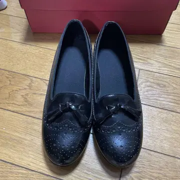 REGAL 블랙 로퍼 23