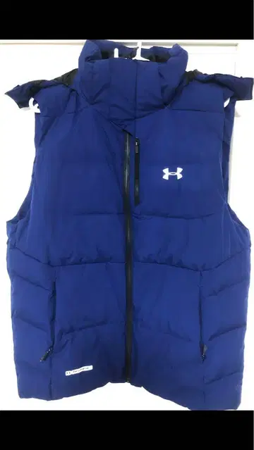 Under Armour 파랑 다운 베스트