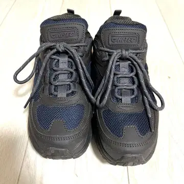 HI-TEC 스니커즈 23.5cm