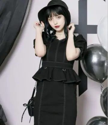 EATME 페플럼 데님 원피스