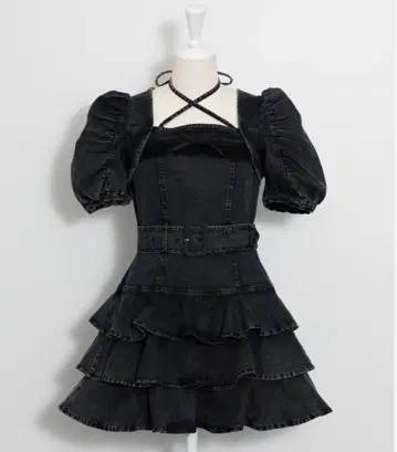 pium 티어드 프릴 미니 원피스 블랙