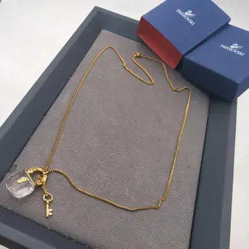 새상품급 스와로브스키 SWAROVSKI 목걸이 크리스탈 열쇠 자물쇠