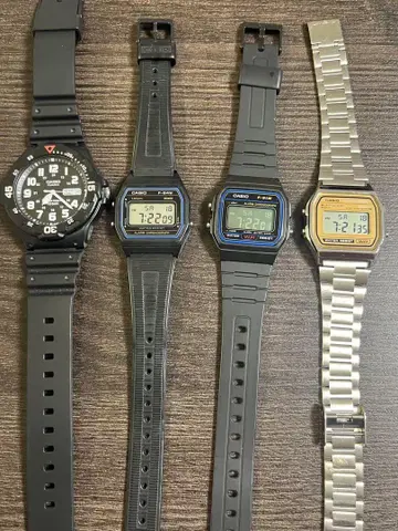 치프 CASIO 시계 묶음 판매 아이묭 모델도 있음