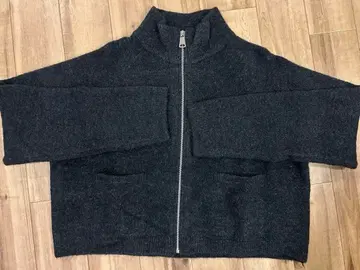ZARA 자라 지퍼 니트 스웨터