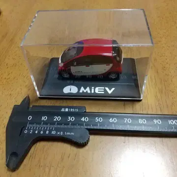 MiEV 미니카 빨간색 투명 케이스 포함