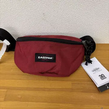 EASTPAK SPRINGER 이스트팩 웨스트 파우치 크림슨 컬러