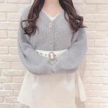 [ 컨디션 최상 ] evelyn 샤기 비쥬 가디건 아이스 그레이