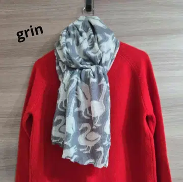 grin 백조 패턴 울 숄 머플러
