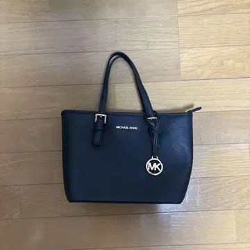 MICHAEL KORS 블랙 토트백