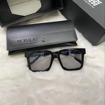 Kuboraum K30 스퀘어 안경 프레임 Black