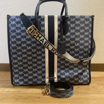 Michael Kors 빅 토트백 & 벨트 세트