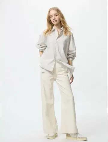 미사용 새상품 UNIQLO 드레이프 와이드 플레어 청바지 사이즈 21