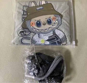 캐릭터 토트백 자수 Labubu 숄더 포함 L 사이즈