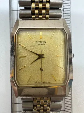 CITIZEN 쿼츠 손목시계 작동품!