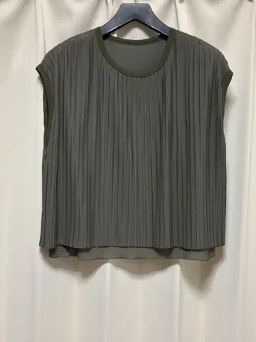 Ballsey 프렌치 슬리브 블라우스