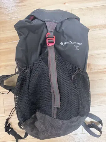클라터뮤젠 피오름 백팩 18L