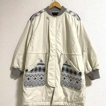 미사용 새상품 큐브 슈가 이소재 밀리터리 코트