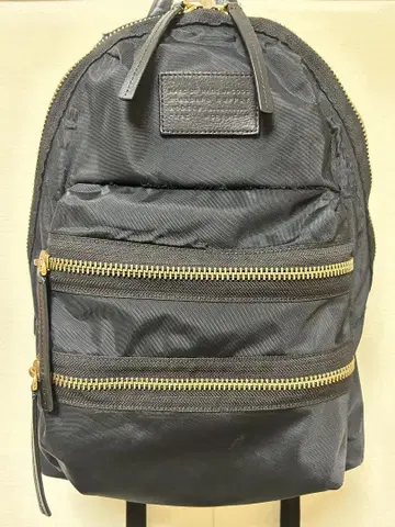 MARC JACOBS 나일론 럭색/백팩 [블랙 x 골드 지퍼]