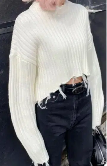 1862 EMODA 크러쉬 데미지 숏 니트 화이트